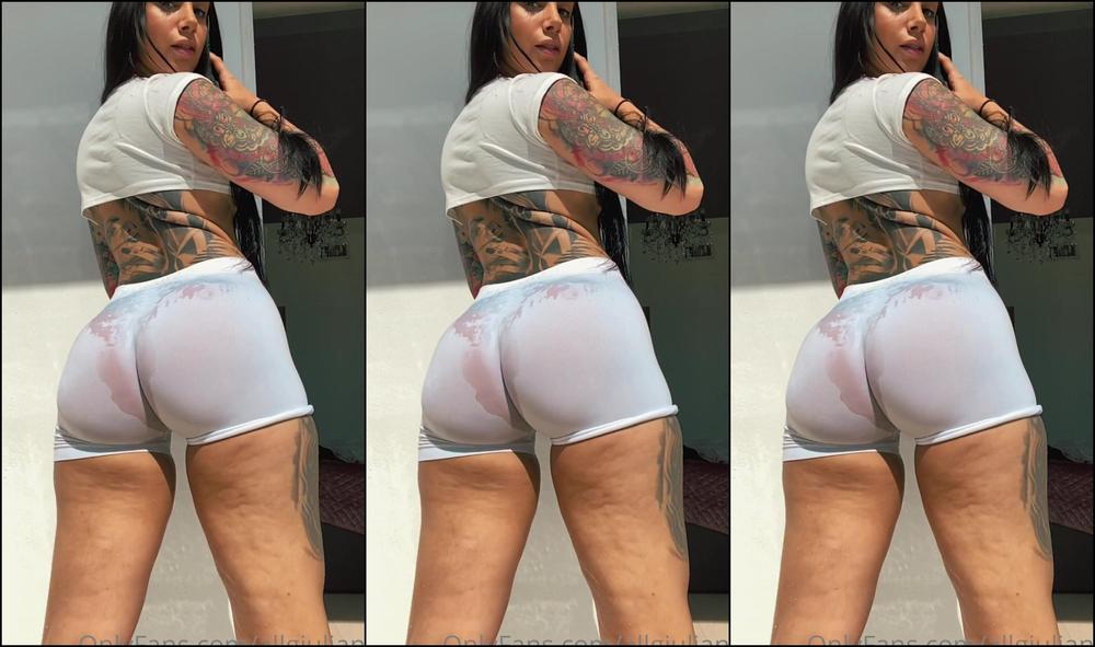 Giulianacabrazia 298706082 05 08 2020 You Guys Get To See It Before Ig Should I Do A Water Video Where