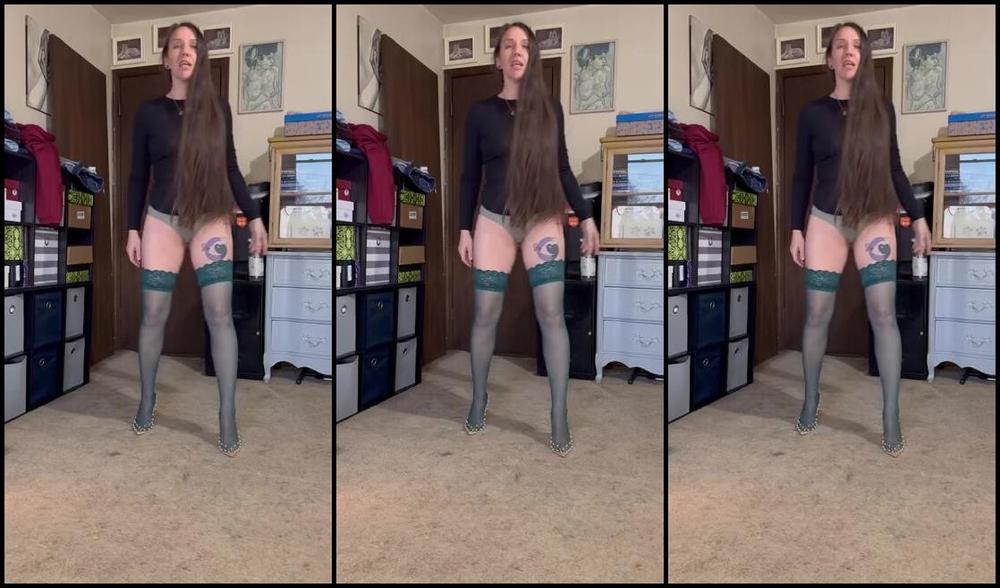 Soldmysolesforink Nicknamed Soldmysolesforink 03 22 2024 Onlyfans Video Happy Friday