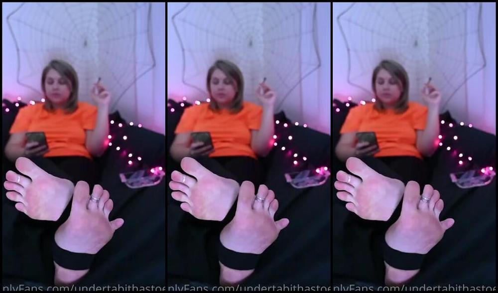 Tabitha Toes Nicknamed Tabithatoes 10 06 2021 Onlyfans Video Pov Its The End Of The Night And Youre Helping Your Best Friend Clean Up Halloween