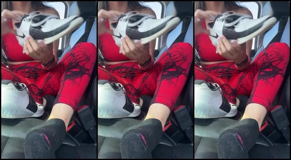 Beautyandthefeet13 Onlyfans Stroke For These Stinky Feet Babe Dqw