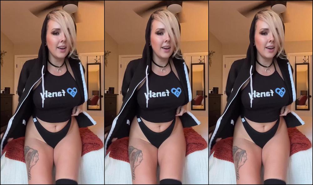 Darshellestevens 2295984292 12 08 2021 I Also Did A Little Freebie Cuz We Hit A New Milestone On Fansiy So Of