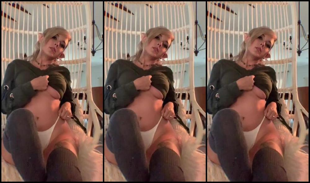 Darshellestevens 3549416412 11 03 2024 Should I Shoot More Elf Girl Stuff Pointy Ears Cozy Fallwinter Vibes Sex Appeal