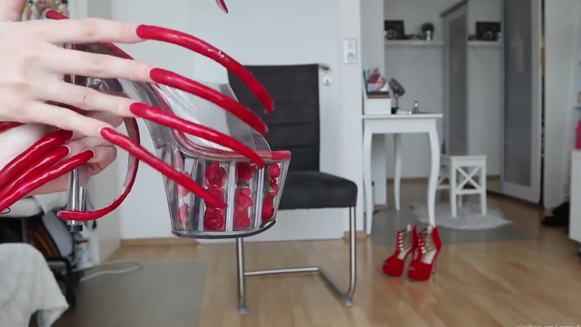 Lalalaura Nicknamed Lauras Kingdom 10 26 2020 Onlyfans Video Christinas Latex And Heels Here Is Your Goddess Christina This Is A Special Video For You D