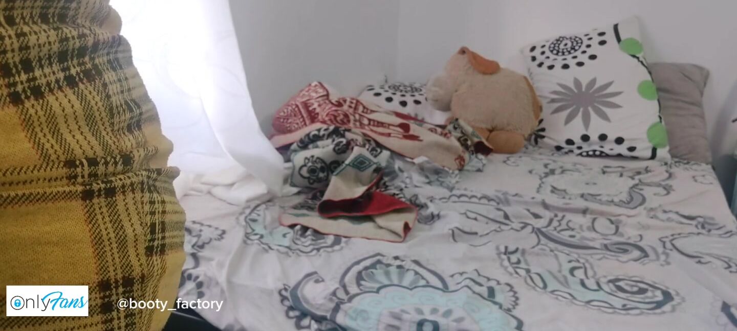 "booty_factory" Dress, Skinny Girl, Real Voyeur, Suggest booty factory Getting ready to go out in a little dress Pornhub