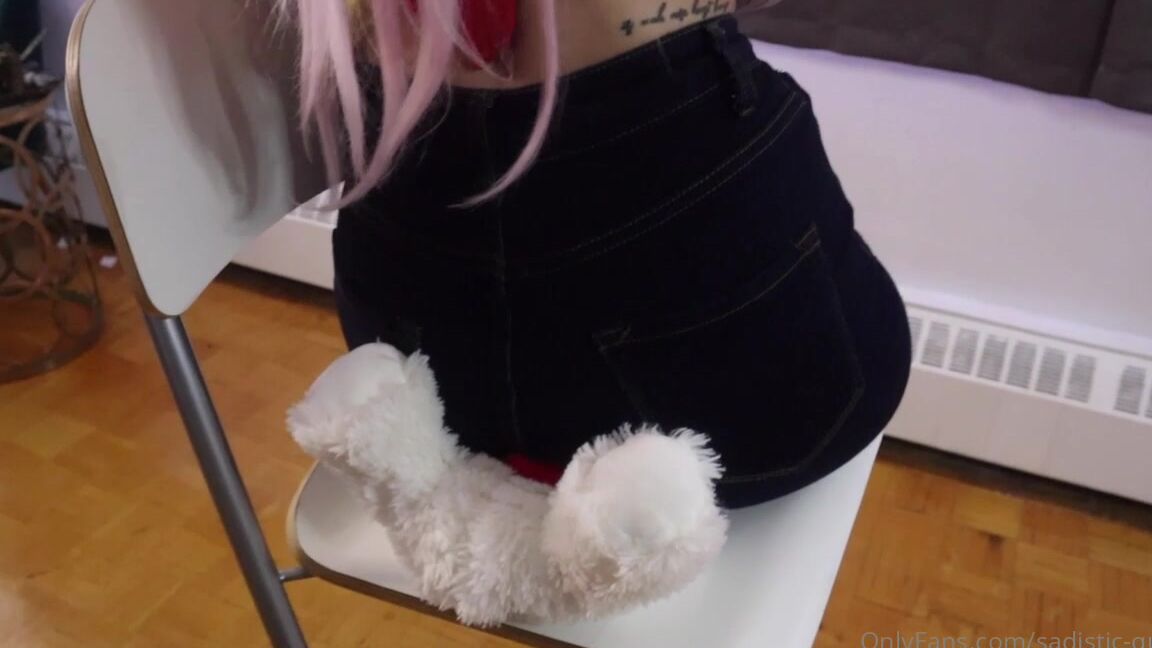 Sadistic Queen Stuffed Toy Unaware Butt Crush Hd P