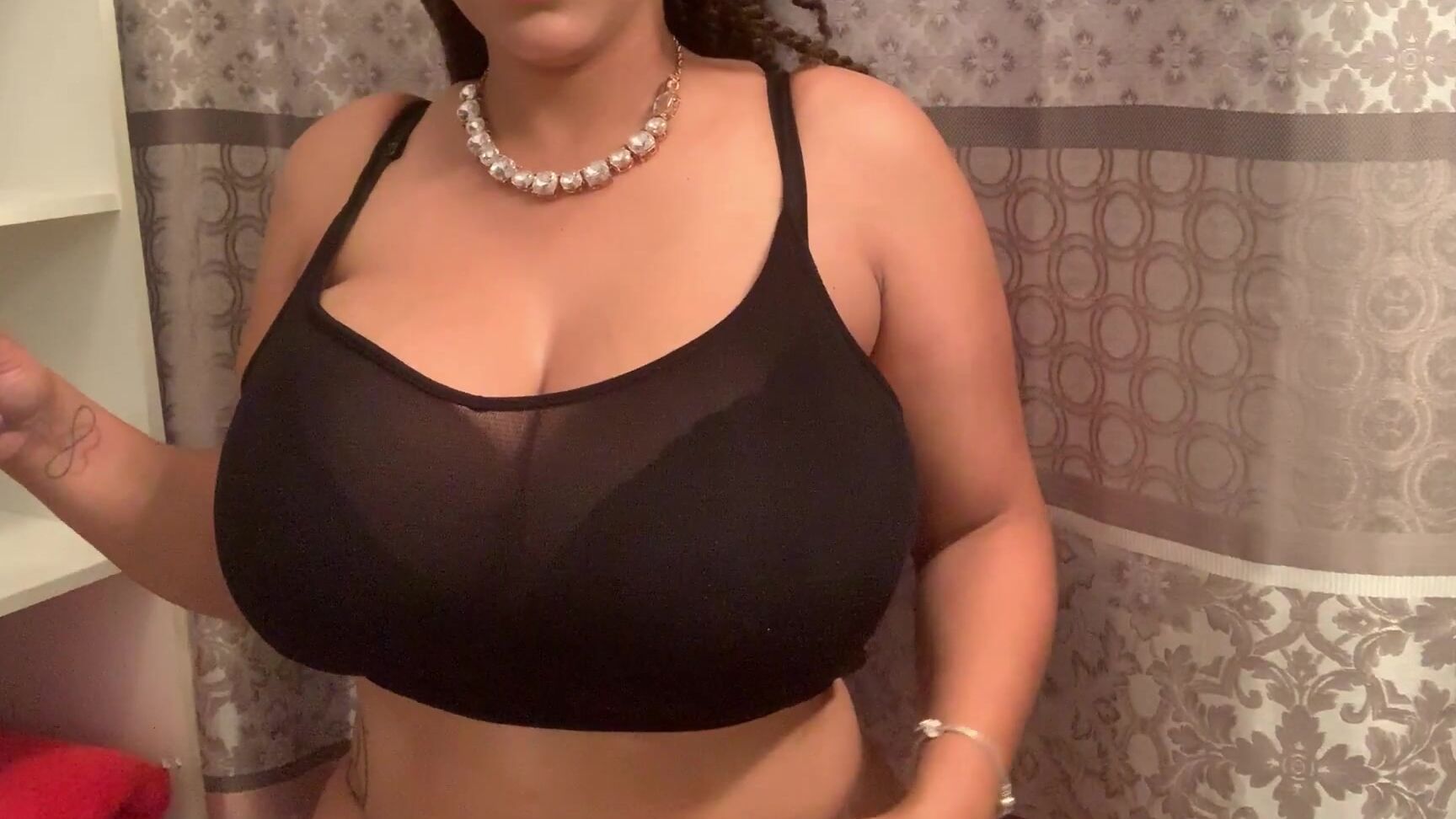 Big Boobs,Bra Fetish,Lotion/Oil Fetish,Strip Tease,Topless theboobyuniversity brija monets busty strip show ManyVids