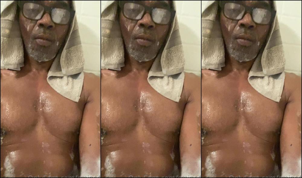 sminc42-31-07-2021-2179609236-getthatass-ready-for-sloppy-rimjobs-yo-