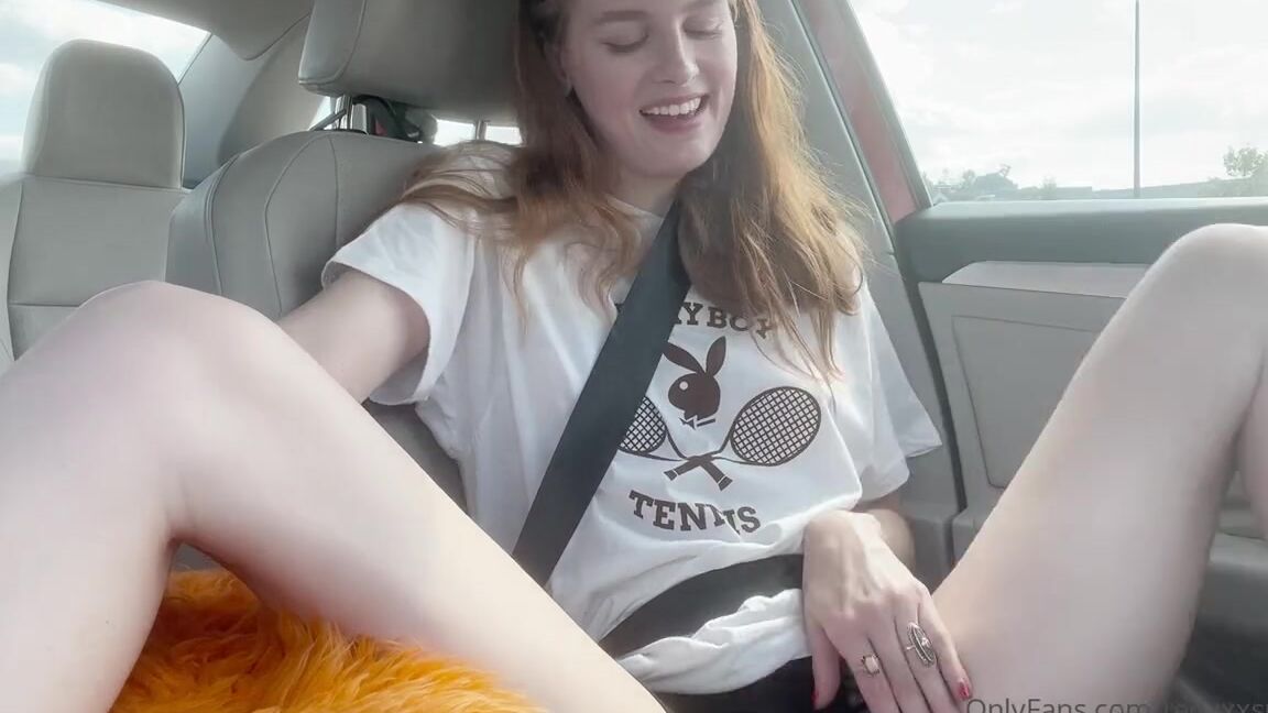 Zoe Strawberry Nicknamed Redxxxsuede Onlyfans For All My Guys That Like A Lil Sfw Tease