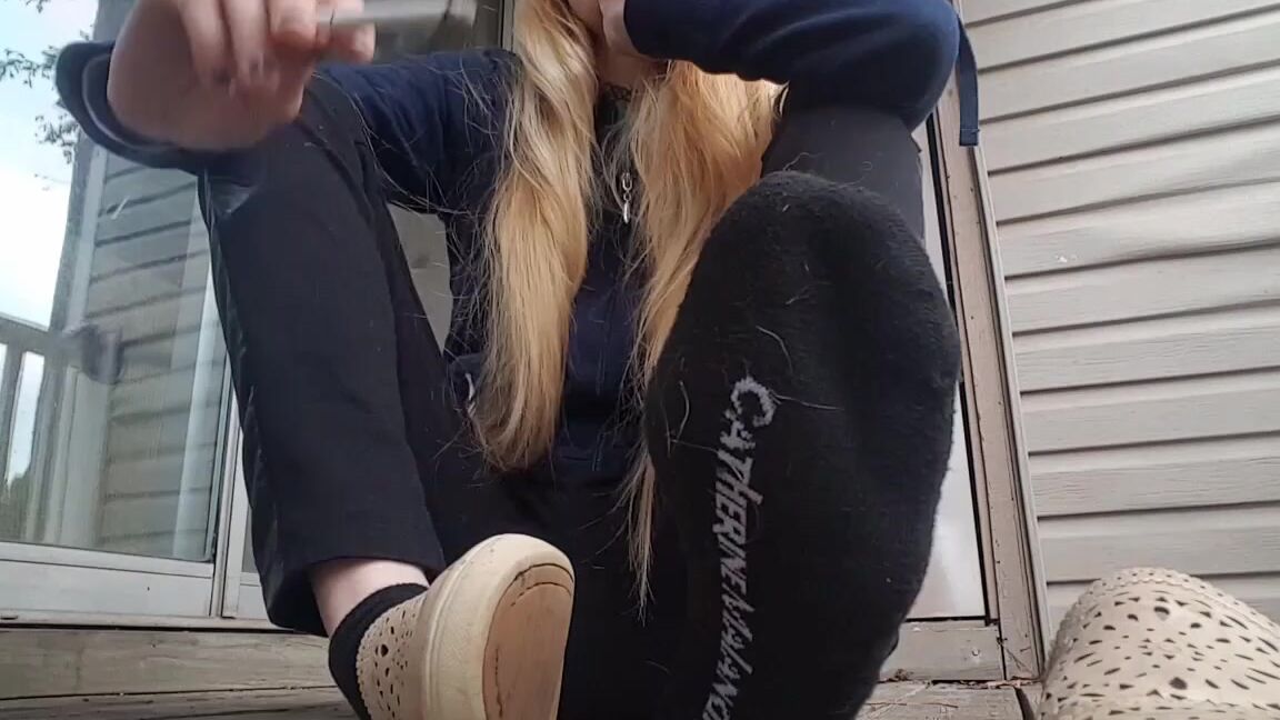 Sativa Skies Nicknamed Ogfeet Onlyfans Getting In The Dominating Type Mood