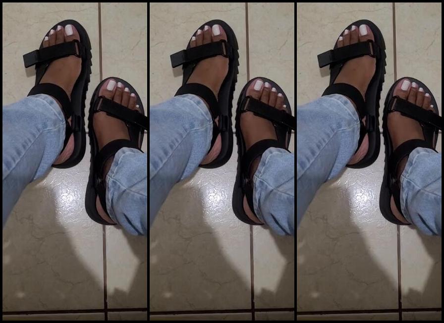 Laura Azevedo Nicknamed Lauraazevedoqueen Foot Fetish 08 16 2024 Onlyfans Video About Yesterday