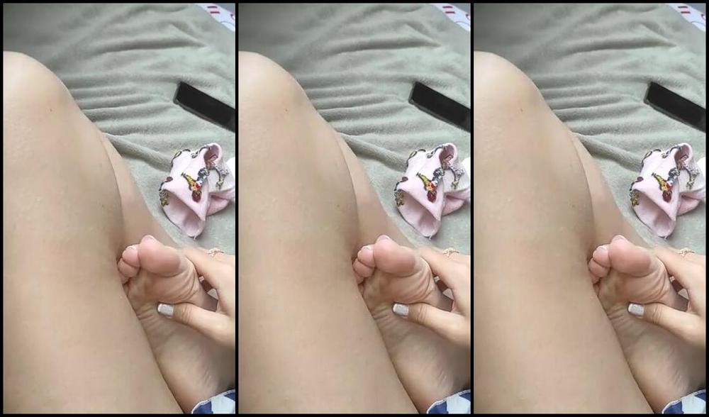 Sweet Feet Nicknamed Sweetfeetsv2 05 17 2023 Onlyfans Video Мне Всегда Нужен Хороший Массаж Стопов Jy