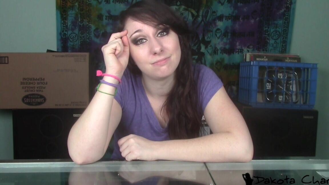 Dakotacharmsxxx Haha Your Penis Is Small