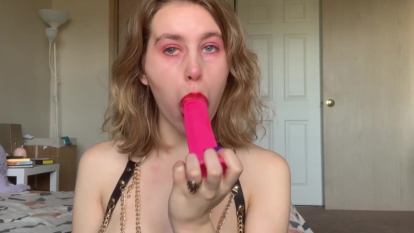 Fionasprouts More Deepthroat Practice With My Pink Dildo Lot S Of Gagging And I Fuck Myself With It A