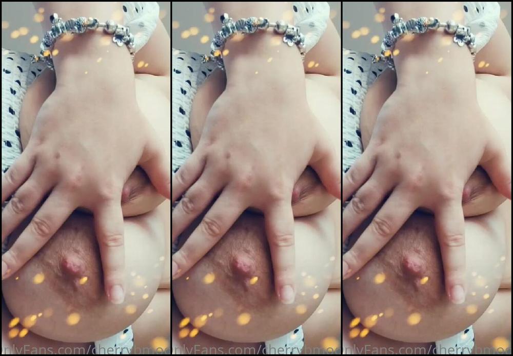 Cherrybmodeluk 304393647 05 10 2020 Nipple Amp Boob Play With Big Titty Jiggles