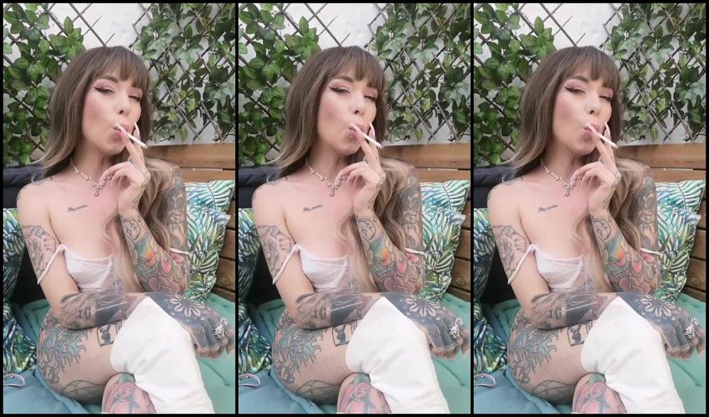 Queen Kinkerbell Nicknamed Kinkerbell23 Onlyfans Ive Been Quiet On Here And Im Truly Sorry Im Really Trying To Get Myself Back