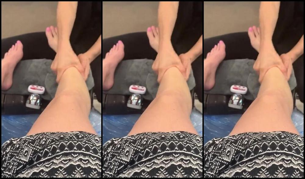 Waifu Jess Nicknamed Waifufeetmilkog Onlyfans Videos From My Pedi Today 7