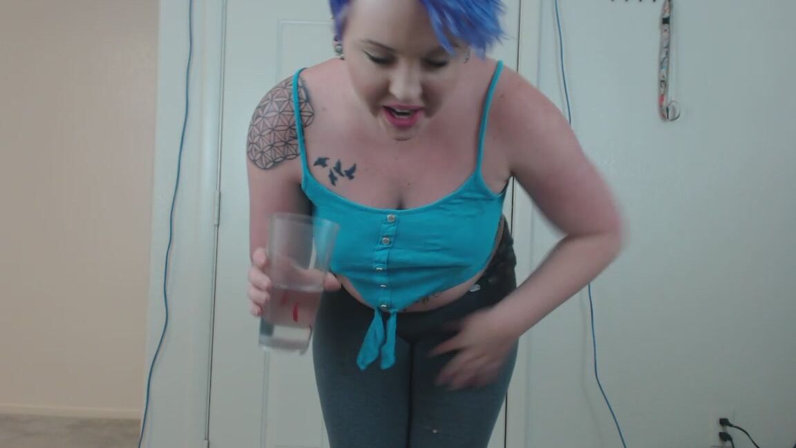 Miley May P Soaks Through My Yoga Pants