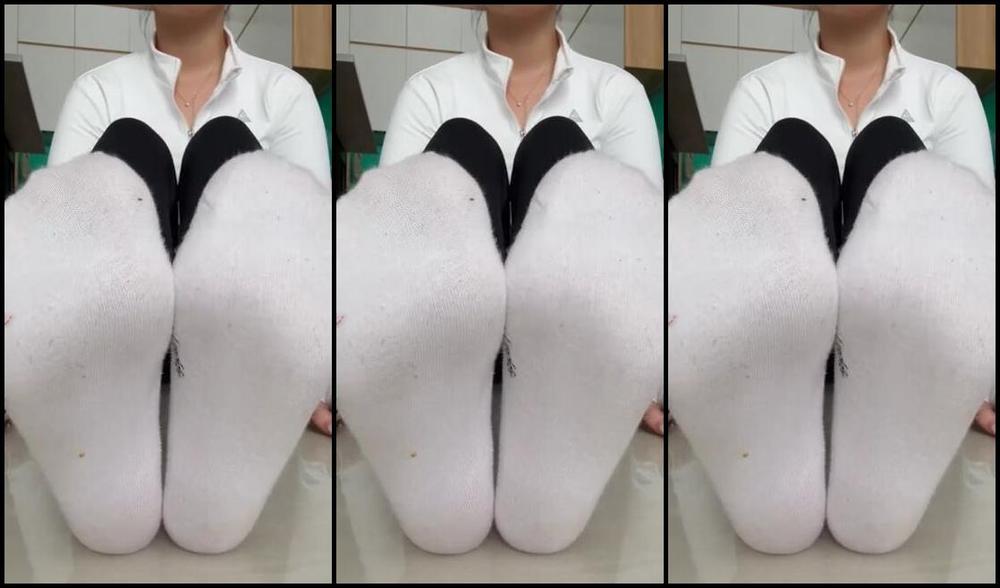 Miasexifeet4U 10 12 2024 Onlyfans Video Watch Me Undress Them After A Sweaty Work Out