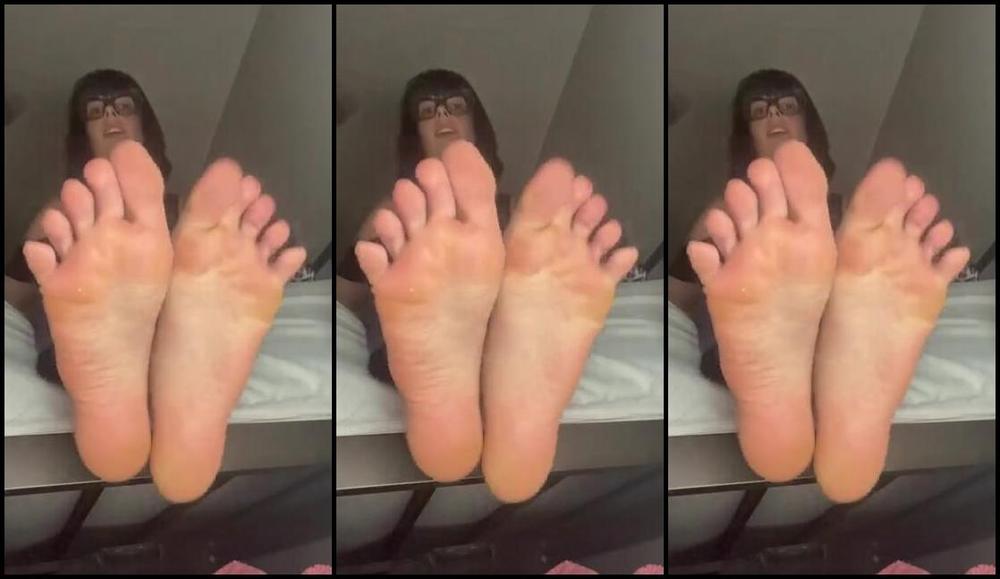 Summer Solesis Nicknamed Summer Solesis Onlyfans Two Videos One Vertical The Other Horizontal 1