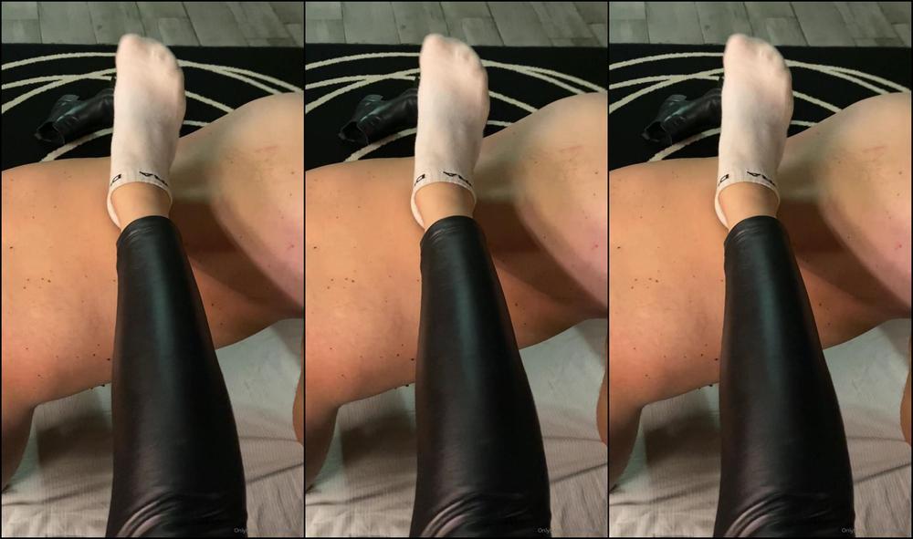 Mistress Gaia Corporalpunishment Frusta