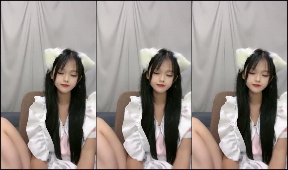 Asian Domestic Zone Self Filmed Self 14283