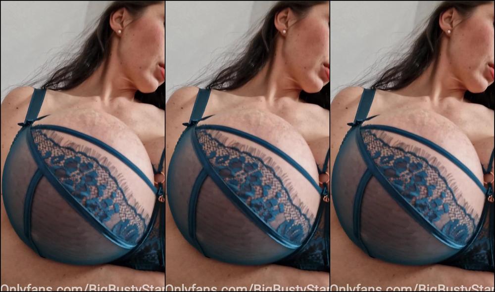 Penelopeblackdiamond Perfect View Of My Huge Tits In A Gorsenia