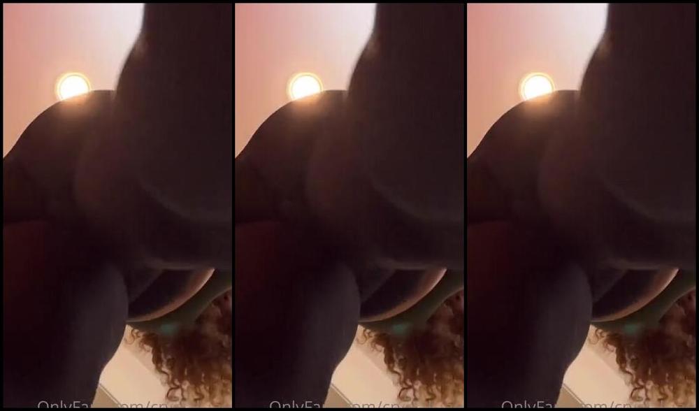 Crystalsinful Onlyfans Lick These Nylons Right Now Oa