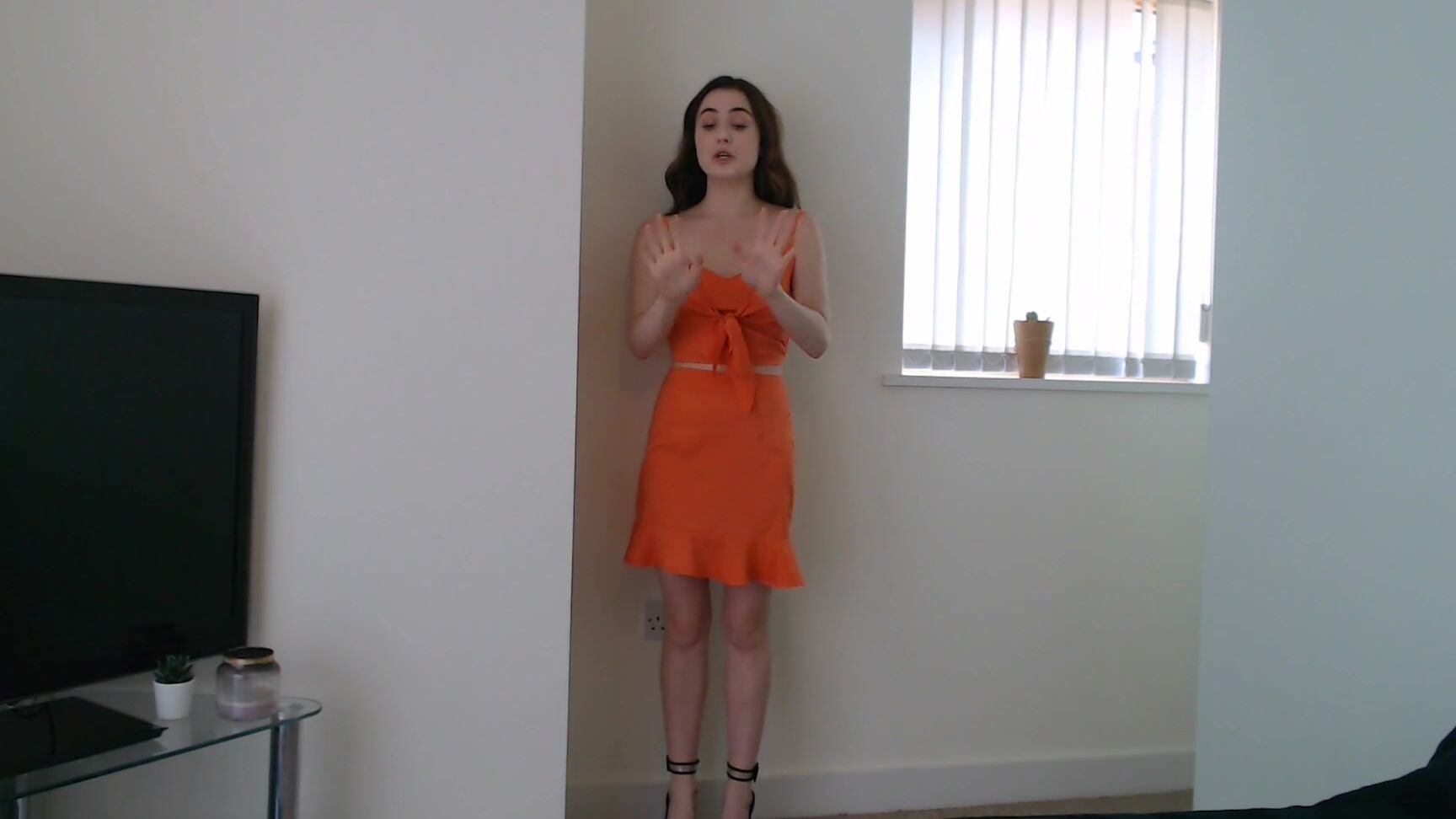Lola Rae Uk Step Sister Striptease Dance
