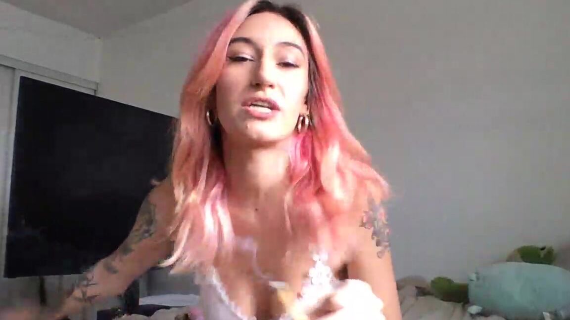 Suicidegirls Stream Started At Pm Live Q A Smoke Sesh Twerk Show With Me Yourmoon