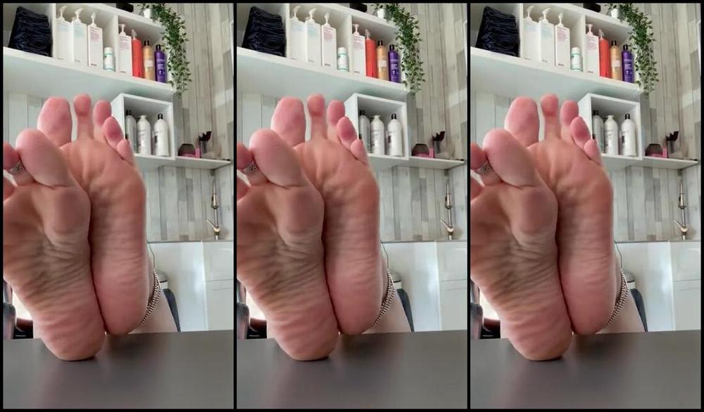 Thefantasychest Onlyfans Positive Reinforcements Part 1 The First Thing That I Couldnt Help But Notice When You Cam 1P