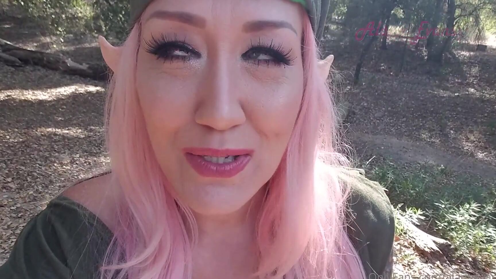 Alanaevansxxx 2127791373 06 04 2021 It S Fridayyyyy Brand New Scene Alert This Week I M Sharing My Fun Camping Trip I Had