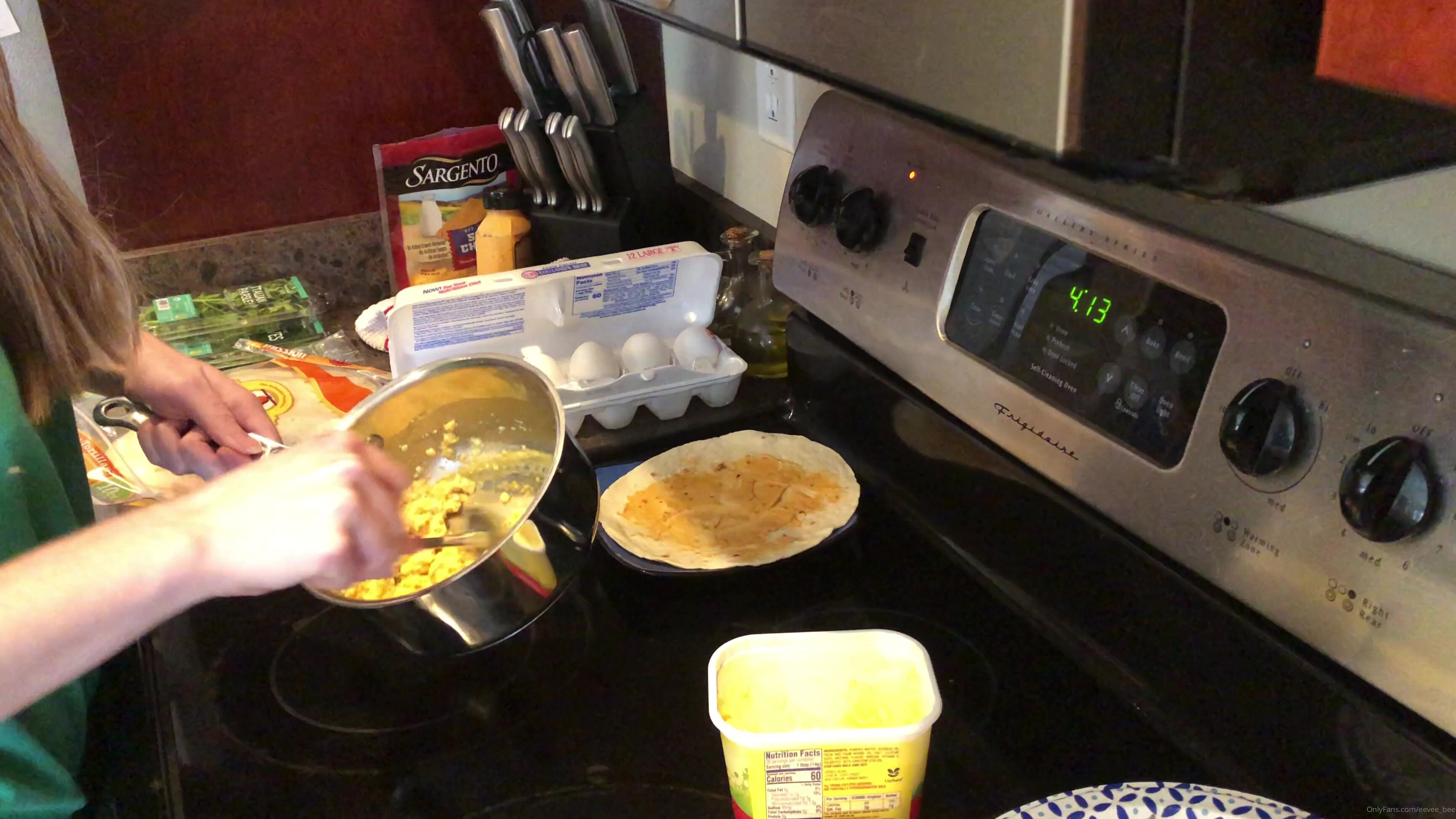 Eevee Bee Mini Cooking Video On My Breakfast Burrito From This Morning