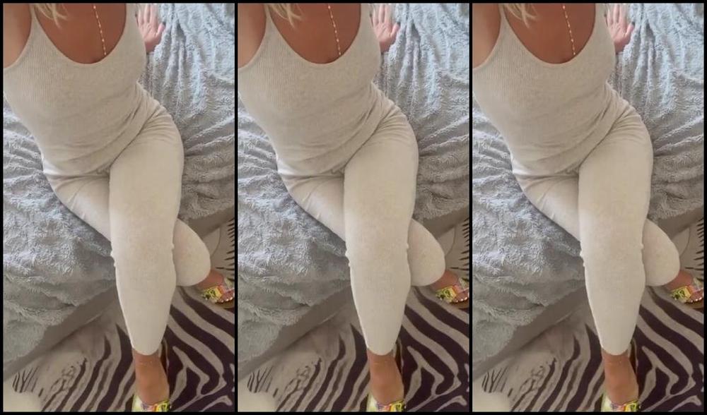 Queenfeetred Nicknamed Queenfeetred Onlyfans Happy Sunday