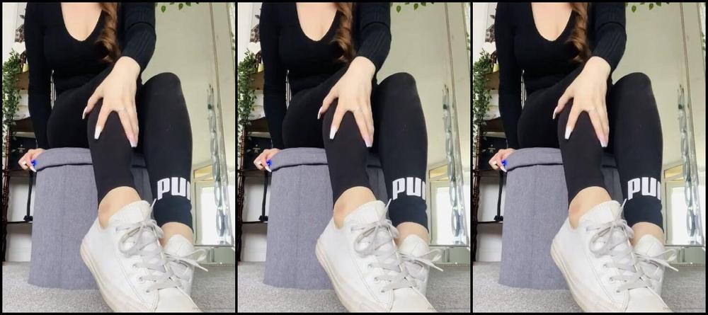 The Queen Of Sole Aka Missesdiscreets Onlyfans Worship My Dirty Converse Clean Them Up For Jsx