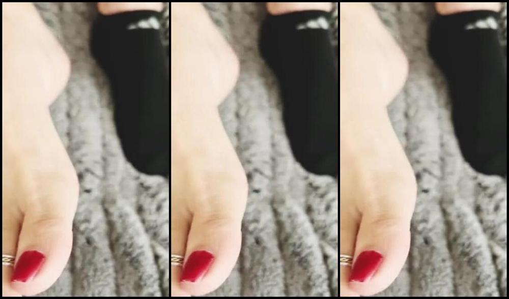 Kate Dangle Nicknamed Katedangle 09 10 2023 Onlyfans Video Taking Them Off Just For You Tell Me What You Would Do With Them In The