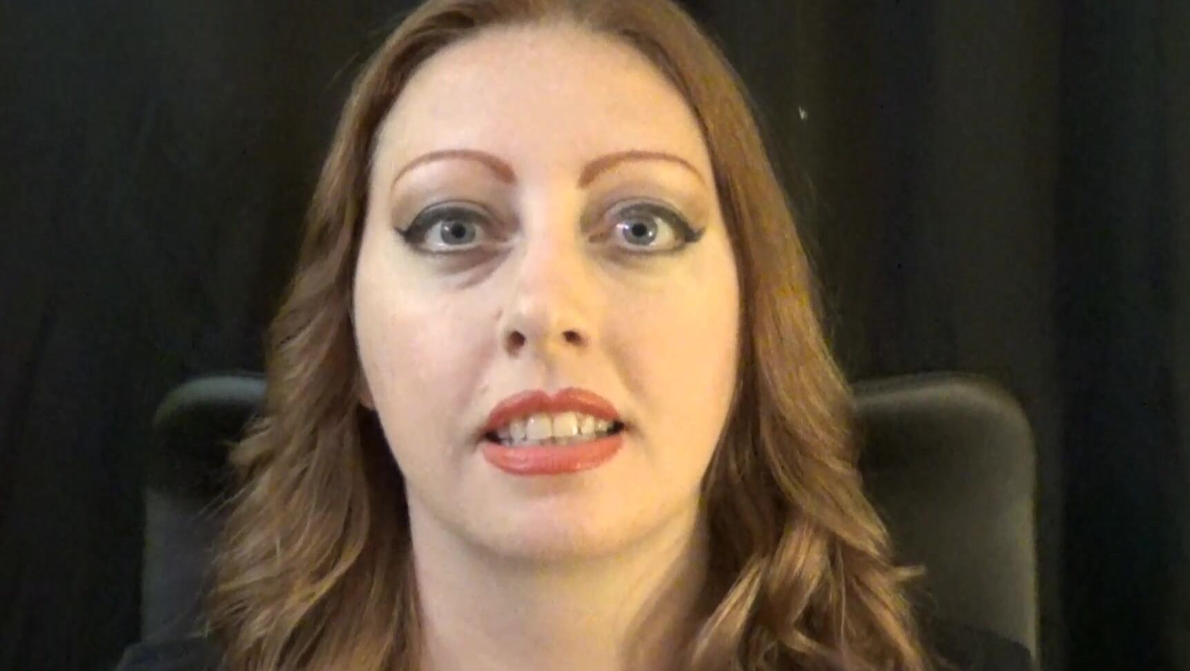 Josie Girl Mesmerized Pussy Licking Addict