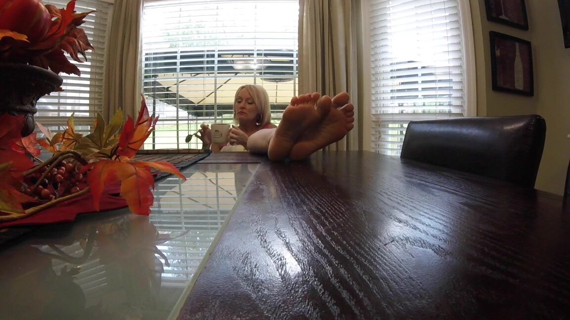 BuddahsPlayground - Soles And Toes ManyVids