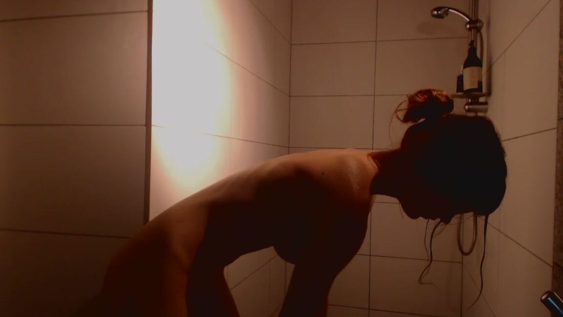 Missalice Voyeur Asmr Style Bathroom Routine