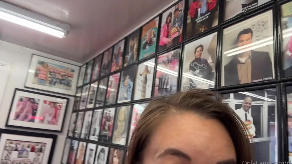 Clca69 3448901253 08 29 2024 Pink S Hotdog Was Decent But Is Iconic Place For People And Celebrities To Come And