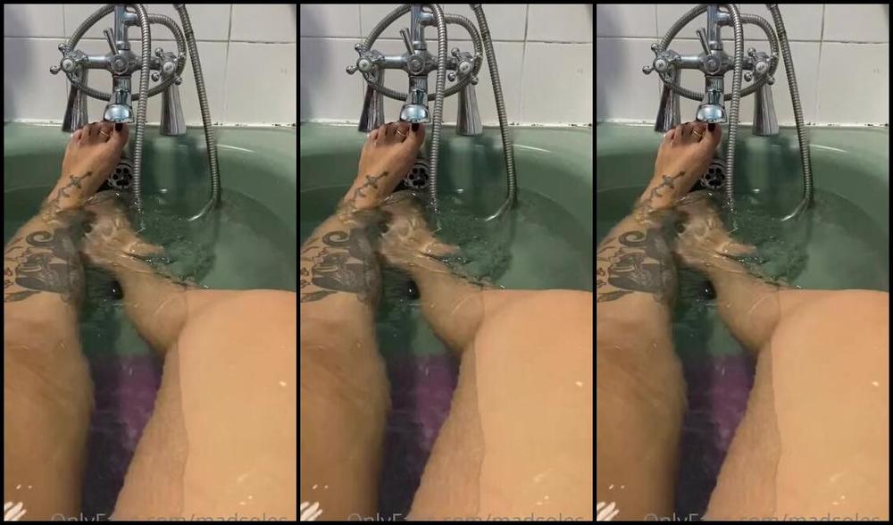 Msmaddy Aka Madsoles 1 Onlyfans Bathtime Without My Bubbles Does Not Make Me Happy