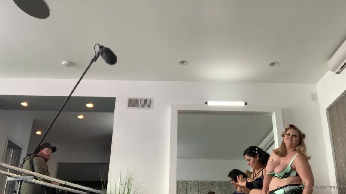 Cayenneamor Bts With Shape Of Beauty