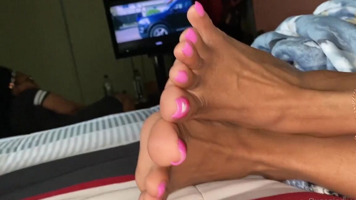 Queenjodiieetoes Aka Prettyfeetonly1800 Onlyfans Want To Tease You This Afternoon