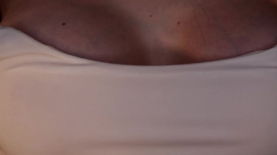 Megan Ginger Asmr Nicknamed Gingerasmr Onlyfans Cheeky Spray Bottle Asmr November 2019