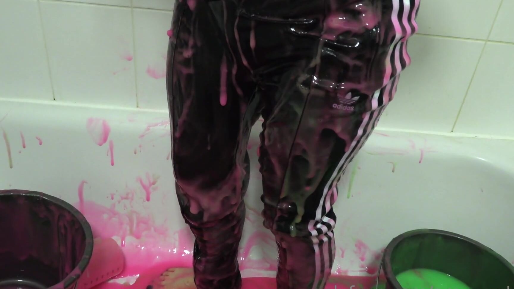 Amywynters Full Length Clip Amy S Very First Head Dunking Gunge Fun