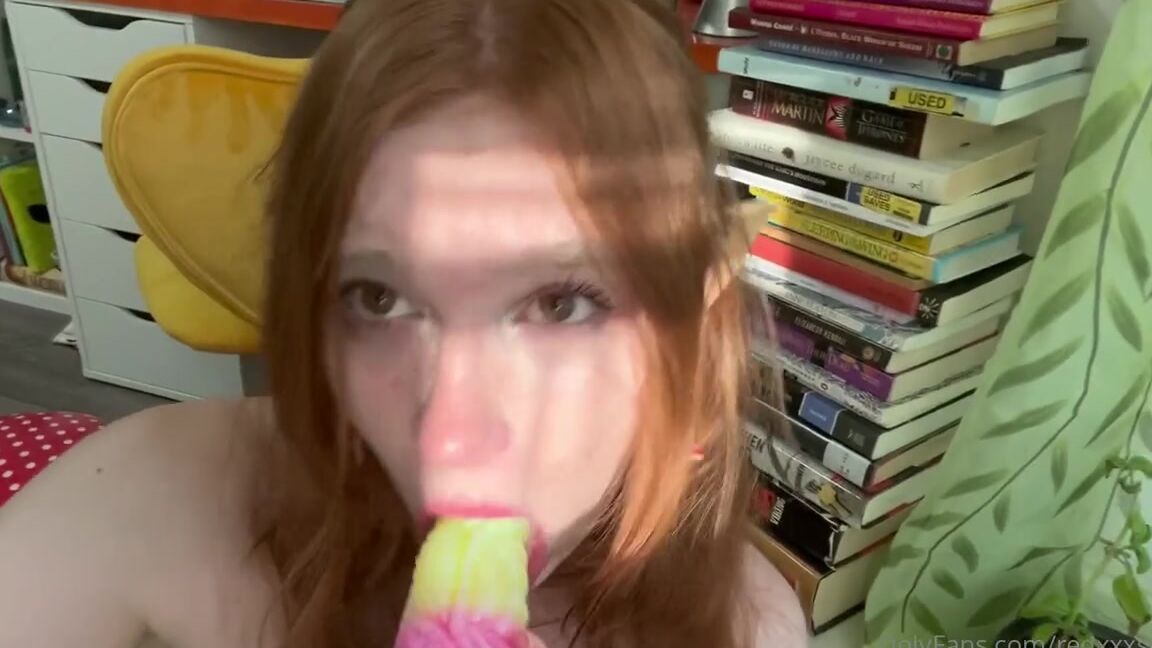 Zoe Strawberry Nicknamed Redxxxsuede Onlyfans Sexy Elf Gags On Dragon Dick While Innocently Human Watching Watch Until The End To See