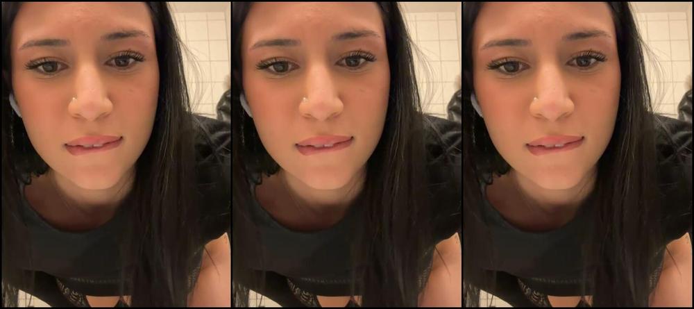 "Vidiverse" analplay, fingering, masturbation, moaningfetish, pussyplay excited girl masturbates in the bathroom manyvids