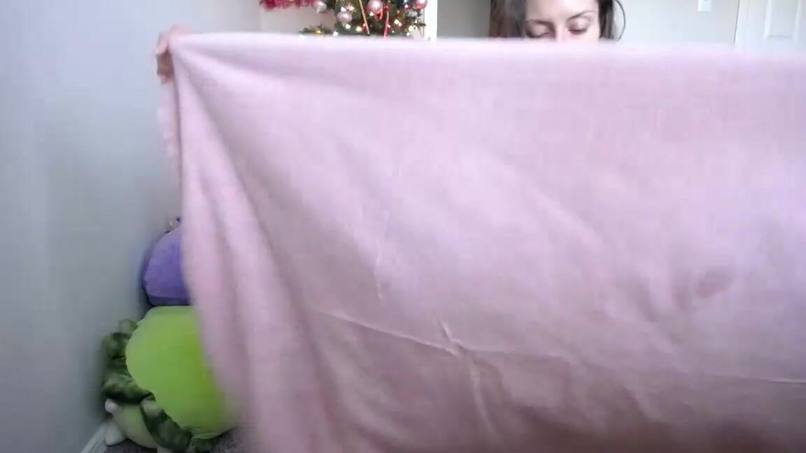 oftenelle-20-12-2019-108570577-stream-started-at-12-20-2019-06-16-pm