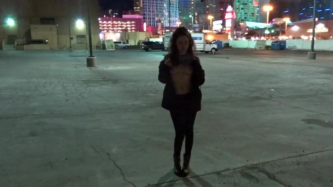 Butt Naked Public Flashing Freak Doodstream