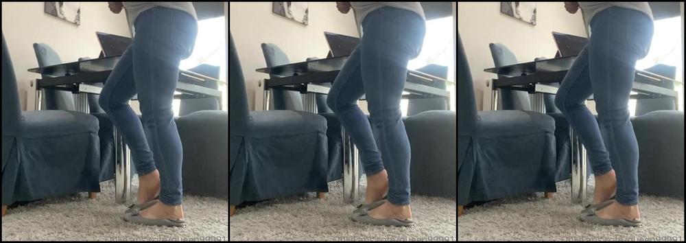 Queen1991 Nicknamed Queen9999111 Foot Fetish 02 28 2022 Onlyfans Video Sneaky Peak Of Teachers Souls
