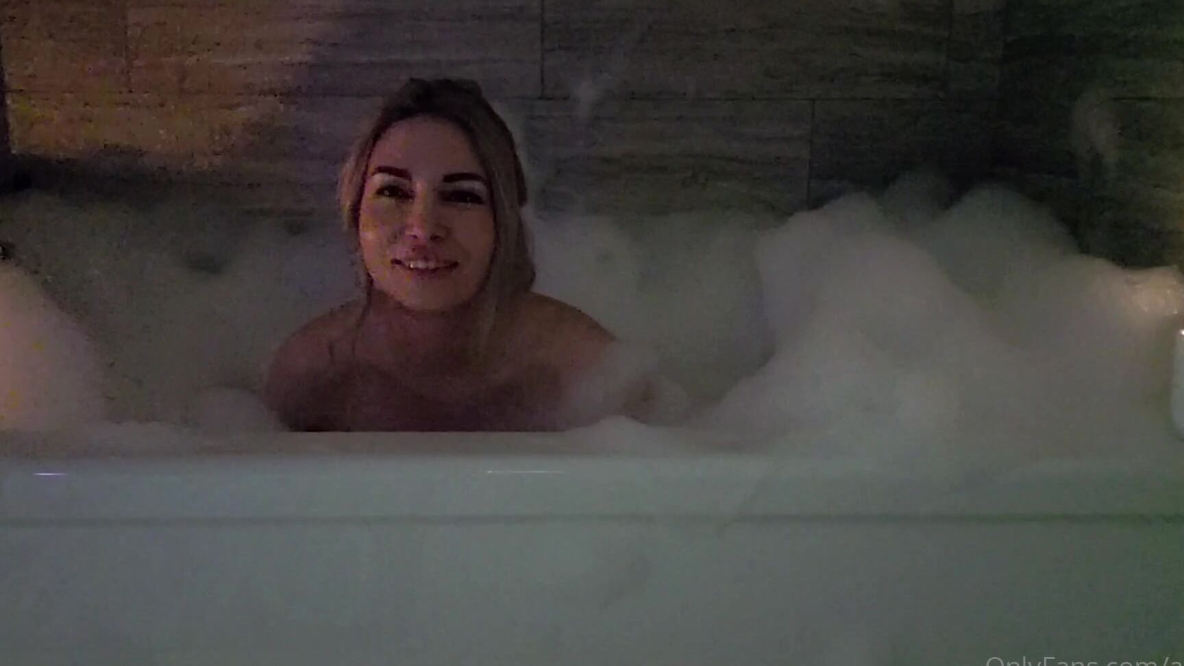 Alinity Bath